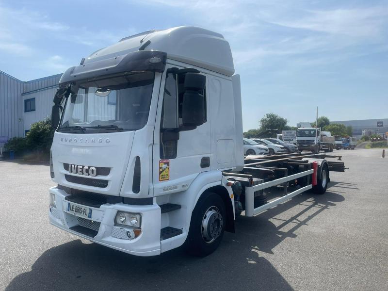 Camion porteur Iveco Eurocargo 150E28