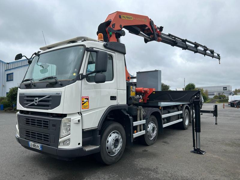 Camion porteur Volvo FM 450