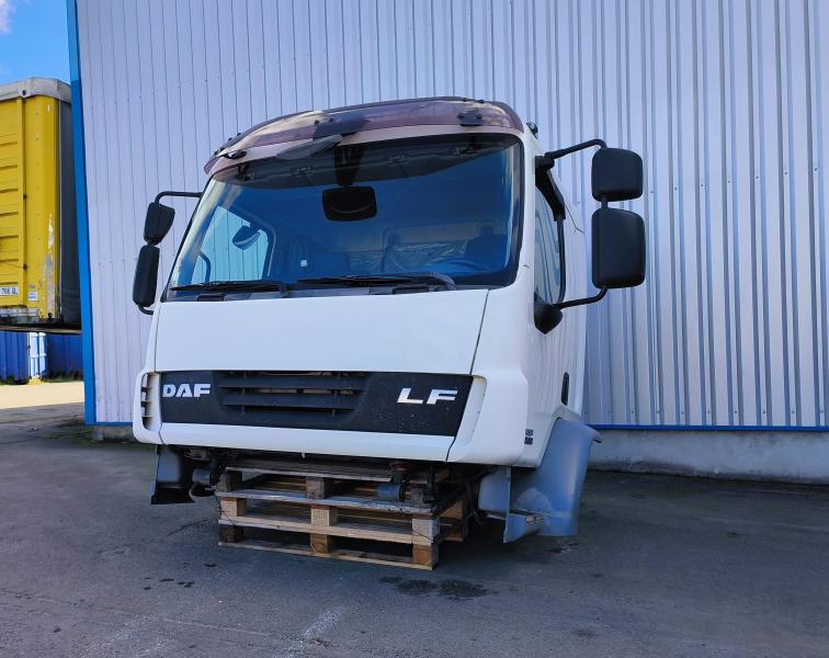 Cabine LF55-280 MOYENNE DAF