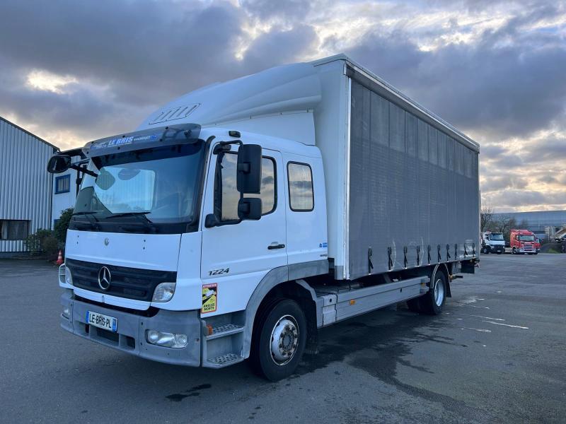 Camion porteur Mercedes Atego 1224