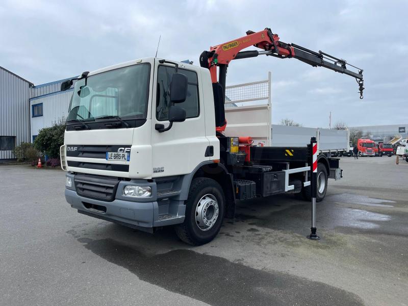 Camion porteur DAF CF 75.310