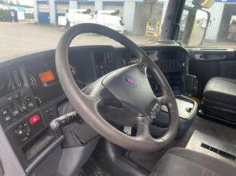 Camion porteur Scania R 400