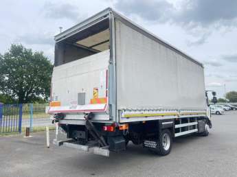 Camion porteur Renault Gamme D 210