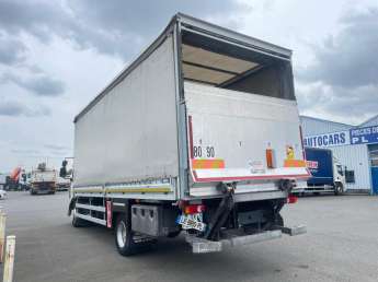 Camion porteur Renault Gamme D 210