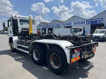 Camion porteur MAN 26.463 