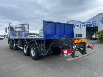 Camion porteur Renault Kerax 370 DXI