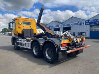 Camion porteur Mercedes Arocs 3348