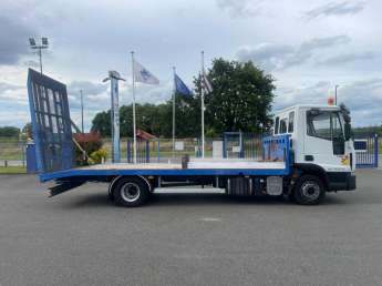 Camion porteur Iveco Eurocargo ML 120 E 22