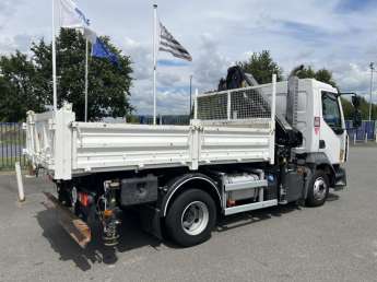 Camion porteur Renault D-Series D 210.10