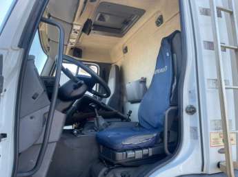 Camion porteur Renault Premium 270 DCI