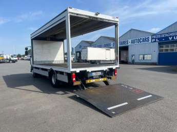 Camion porteur Renault Midlum 180 DXI