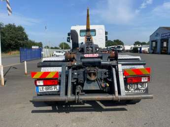 Camion porteur Renault Kerax 450 DXi