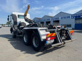 Camion porteur Renault Kerax 450 DXi