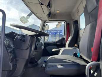 Camion porteur Renault Gamme C C320.19