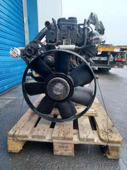 Moteur 75E14 F4AE0481   504113734  504239569 IVECO