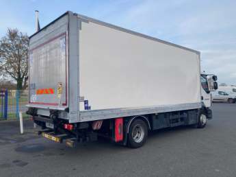 Camion porteur Renault D-Series D210