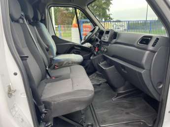 Utilitaire Renault Master L2H2 DCI 2.3 145 CV