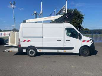 Utilitaire Renault Master Traction 2.3 DCI 145