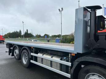 Camion porteur Volvo FM 450