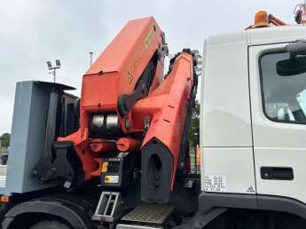 Camion porteur Volvo FM 450