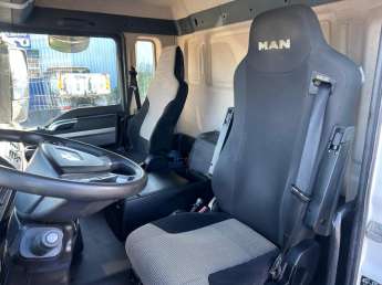 Camion porteur MAN TGS 35.500