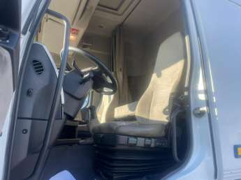 Camion porteur Renault Premium 450.19 DXI