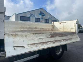 Camion porteur Renault Kerax 380.19