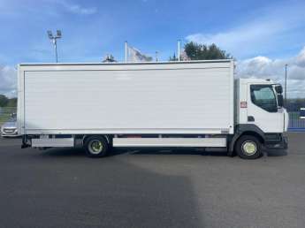 Camion porteur Renault Gamme D 210