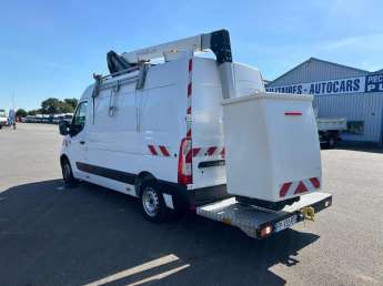 Utilitaire Renault Master Traction 135.35