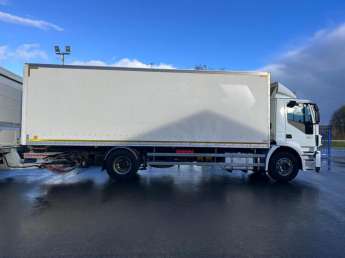 Camion porteur Iveco Stralis 190S42