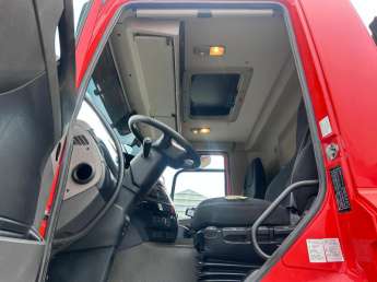 Camion porteur DAF CF 480.32