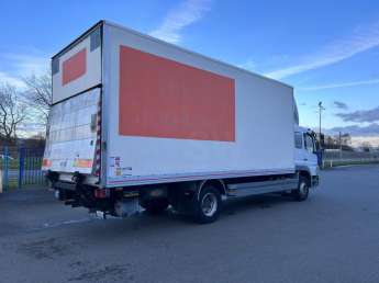 Camion porteur Mercedes Atego 1224