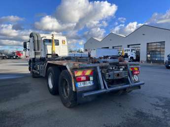 Camion porteur Volvo FM12 420 