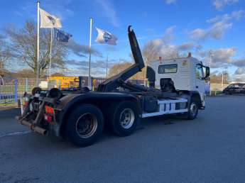 Camion porteur Volvo FM13 400 