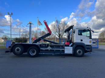 Camion porteur MAN TGS 26.500