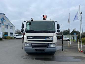 Camion porteur DAF CF 75.310