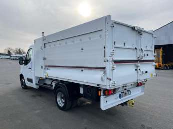 Utilitaire Nissan NV400 145.35