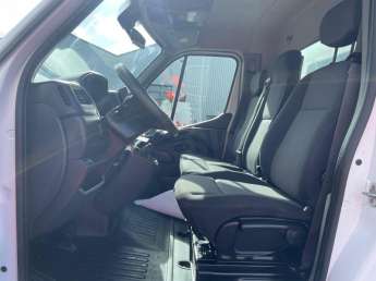 Utilitaire Renault Master 145 Dci